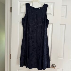 Vintage Navy Sleeveless A-Line Dress with Subtle Leaf Pattern